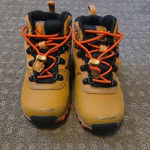 Columbia Kids' Tan and Orange Boots